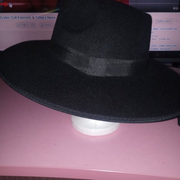 NEW Witchy Hat with Horn Embellishments - Picture 14 of 14